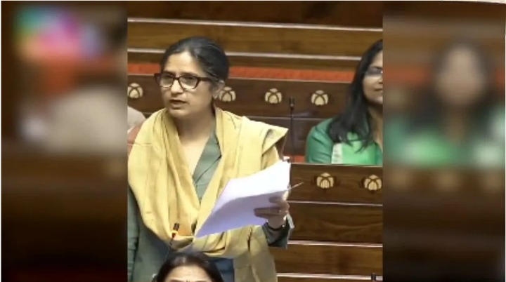 राज्यसभा में गूँजा स्कूलों की बदहाली का मुद्दा: छत्तीसगढ़ के 5000 स्कूलों में छात्राओं के लिए शौचालय नहीं; रंजीत रंजन ने सरकार को घेरा