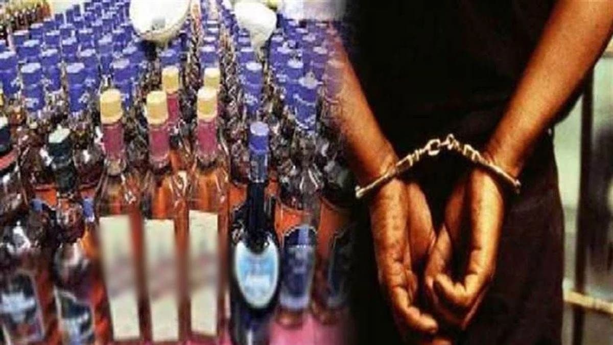 कवर्धा पुलिस का कड़ा एक्शन: शराब माफिया को नहीं बख्शा