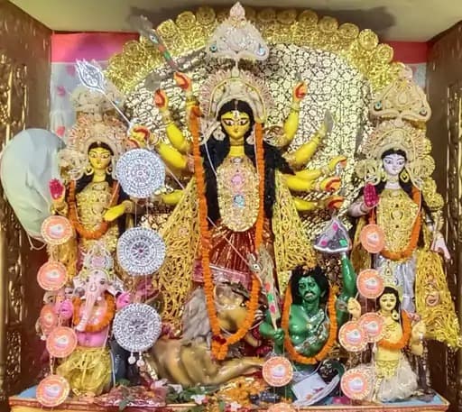 चिरमिरी की दुर्गा पूजा बनी सादगी की मिसाल