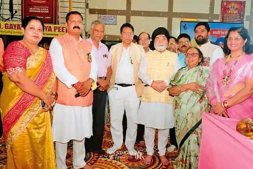 राजनांदगांव जिले के विभिन्न क्षेत्रों में नवरात्रि पर्व धूमधाम से मनाया गया।
