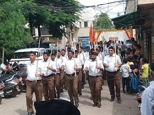 रायपुर में विजयादशमी पर्व की शुरुआत धूमधाम से हुई