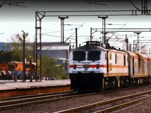 छत्तीसगढ़: दुर्गा पूजा से छठ तक चलेंगी छह स्पेशल ट्रेनें, लाखों यात्रियों को मिलेगी सुविधा