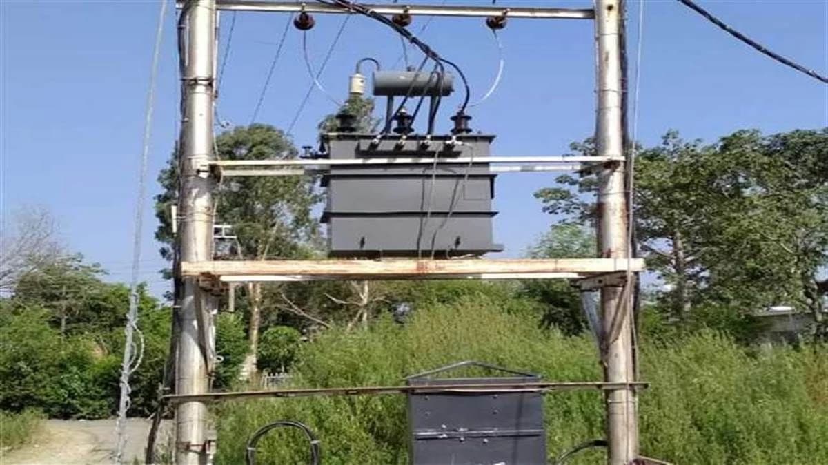 बिलासपुर में बिजली विभाग की लापरवाही से तीन कर्मचारी झुलसे: एक की हालत गंभीर