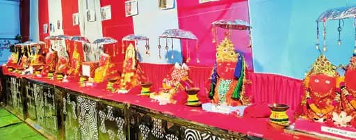 चंपारण में लगा 36 देवियों का दिव्य दरबार