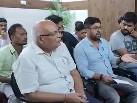 रायगढ़ में युवा कांग्रेस ने टेंडर प्रक्रिया में गड़बड़ी का आरोप लगाया