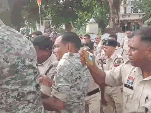 कांकेर में दुर्गा पंडाल स्थापना को लेकर दो समुदायों के बीच तनाव