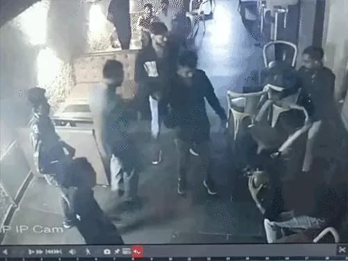 रायपुर के एक जूक क्लब में एक युवक पर जानलेवा हमला हुआ है