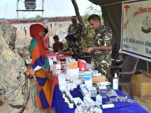 बहदैच जिले के सहजना में SSB की 42वीं वाहिनी ने सीमावर्ती गांव में शिविर लगाया