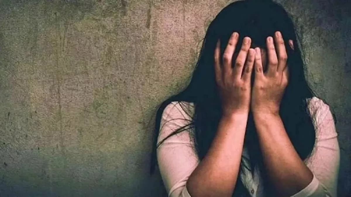 बिलासपुर में नाबालिग को देह व्यापार में धकेलने वाली महिला और दलाल गिरफ्तार