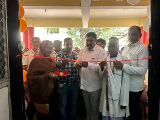 खंडासा CHC में स्वास्थ्य शिविर का उद्घाटन — जनता को जुटाई स्वास्थ्य सेवाएँ