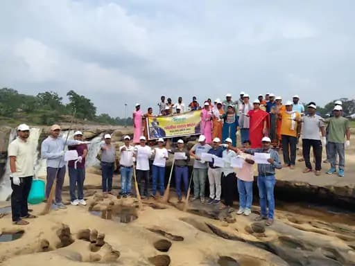 छत्तीसगढ़ के अंबिकापुर में सिंगल यूज प्लास्टिक के खिलाफ एक अभिनव पहल की गई है