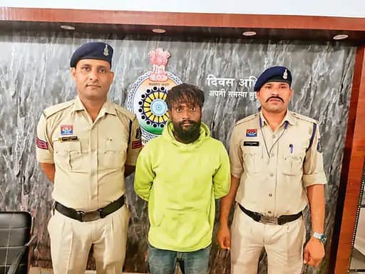 सीसीटीवी फुटेज से बाइक चोर गिरफ्तार, गाड़ी घर से बरामद