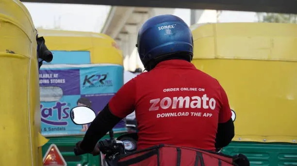 Zomato (Eternal Ltd) शेयर एनालिसिस: 40% की गिरावट के बाद क्या खरीदारी का है सही समय? ब्रोकरेज ने दिया ₹400 का लक्ष्य