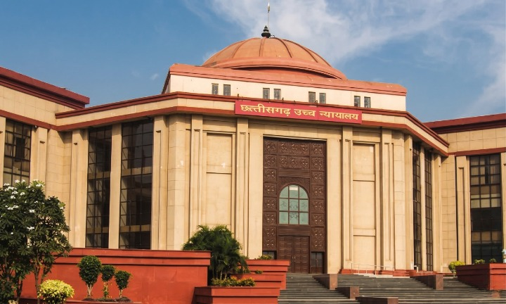 बिलासपुर हाईकोर्ट का बड़ा फैसला: फार्मेसी काउंसिल के रजिस्ट्रार की नियुक्ति अवैध करार, राज्य सरकार के आदेश को किया रद्द