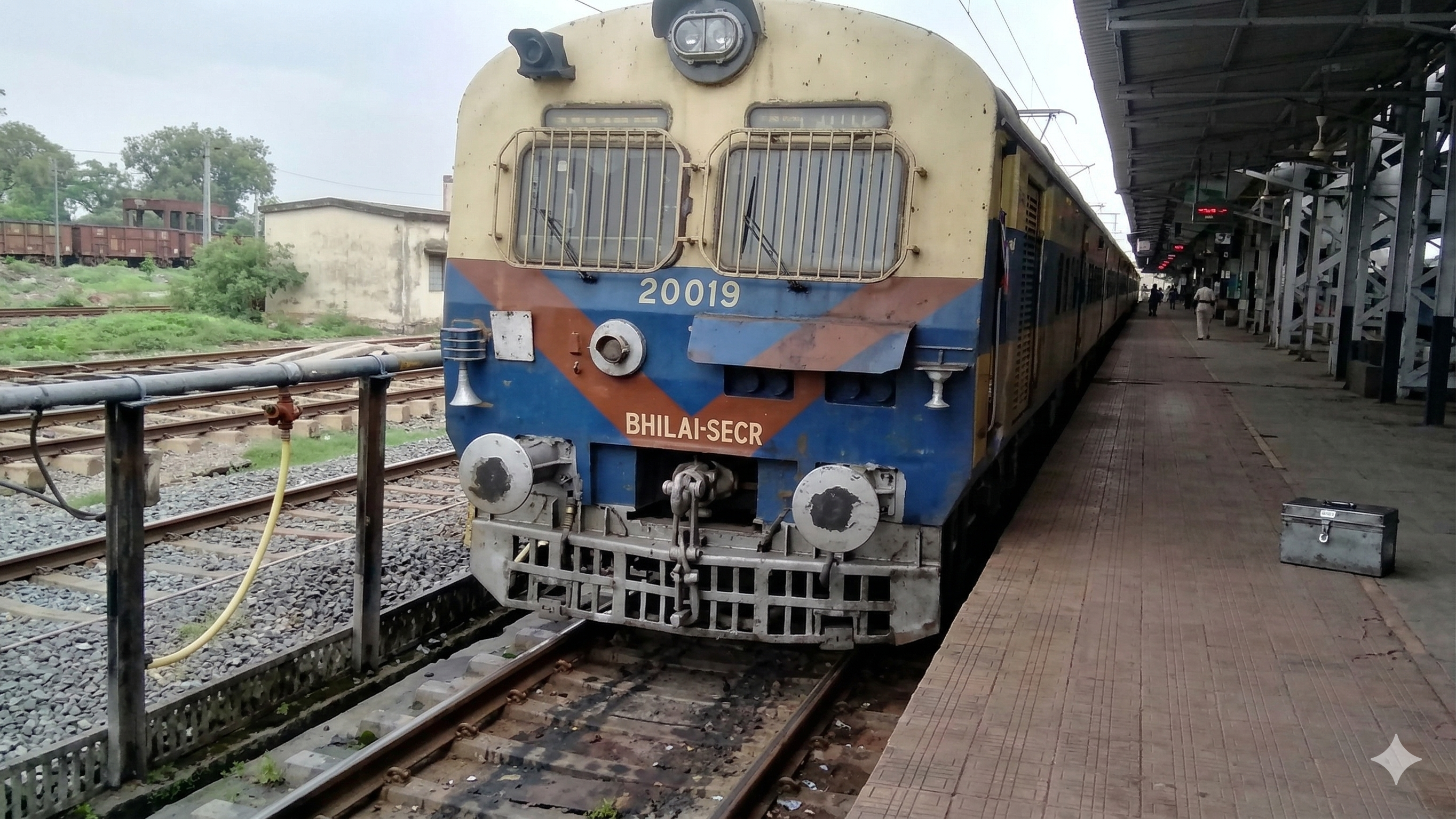 रायपुर-बिलासपुर रेल मार्ग पर 'मेगा ब्लॉक': 30 मार्च से 11 अप्रैल तक ट्रेनों का पहिया थमेगा; मेमू और पैसेंजर रद्द होने से हजारों यात्री होंगे बेहाल