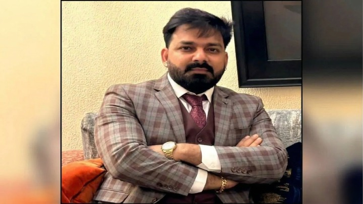 पवन सिंह का छलका दर्द: पहली पत्नी नीलम की पुण्यतिथि पर भावुक पोस्ट; लिखा- "आपके बिना अधूरा हूँ और अधूरा ही रहूँगा"