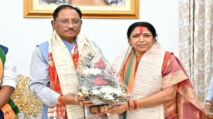 छत्तीसगढ़ की मुखर नेत्री लक्ष्मी वर्मा का दिल्ली दरबार तक का सफर: पार्षद से राज्यसभा सांसद तक, निर्विरोध निर्वाचन से महिलाओं में भारी उत्साह