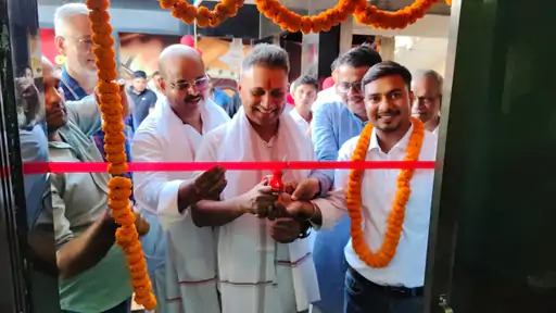 बक्सर में वेदांत टैक्स एंड लीगल फर्म का उद्घाटन